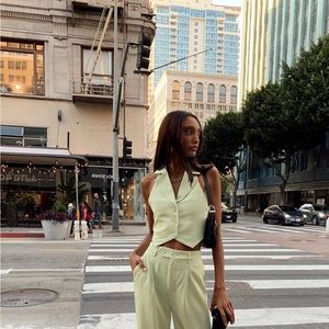 Princess Polly Brand new Zia Top Green size 4